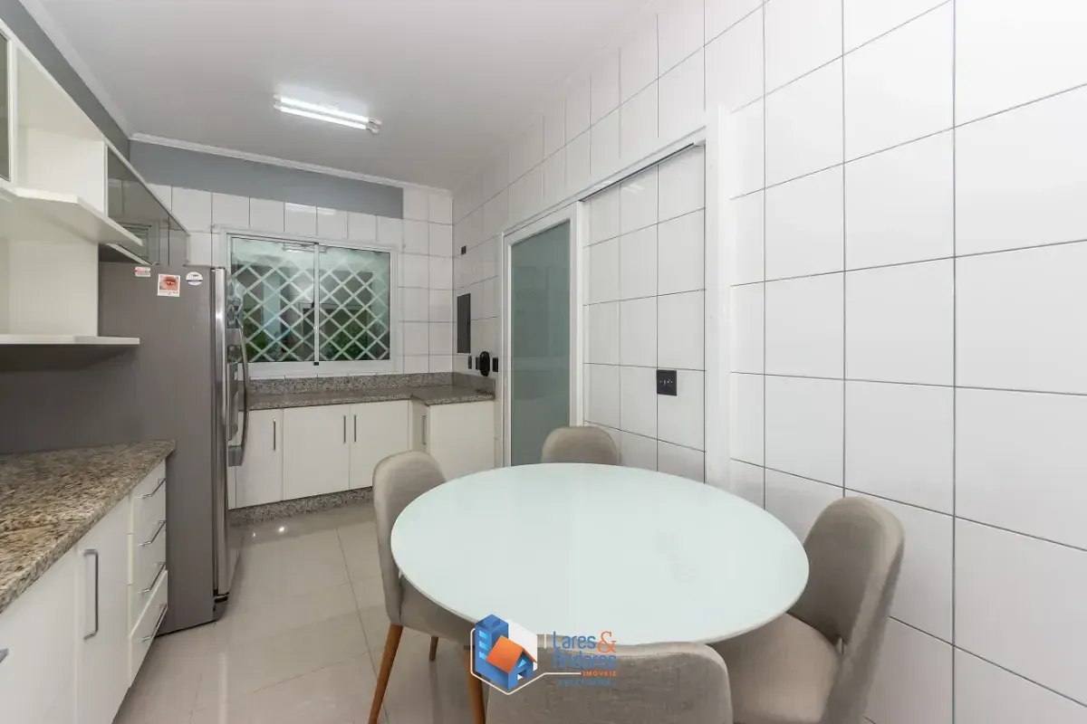 Imagem Casa no condomínio Villa Colibri para venda com 4 quartos, sendo 1 suíte, 128m²