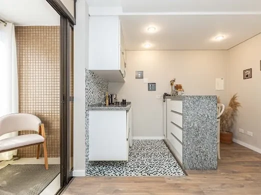 Imagem Apartamento com 1 Quarto à Venda, 25 m² em Alto da Rua XV - Curitiba