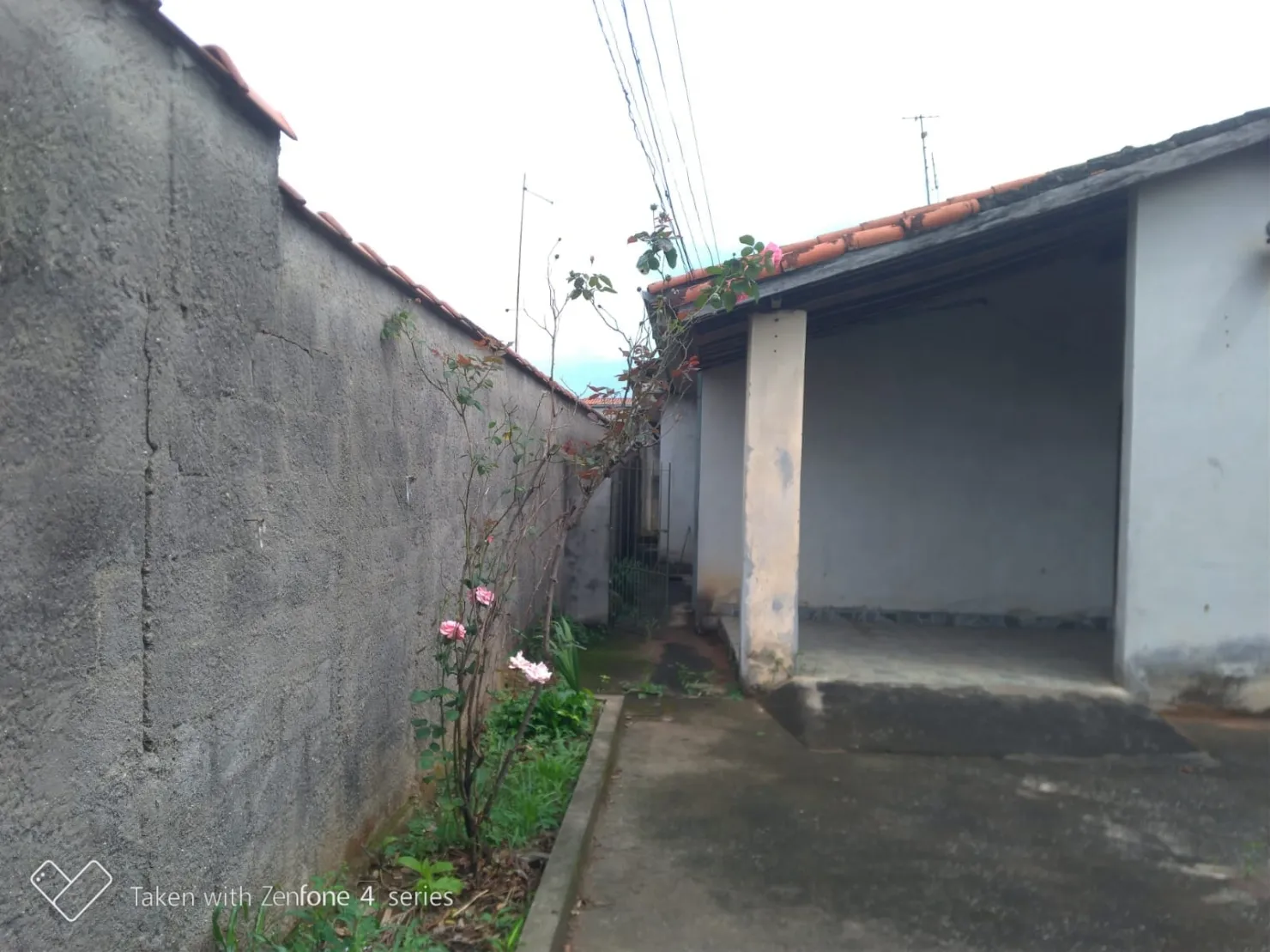 Imagem Casa à venda 2 Quartos, 1 Suite, 3 Vagas, 300M², Jardim Gurilândia, Taubaté - SP