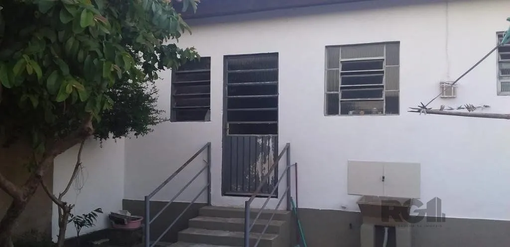 Imagem Casa 02 dormitórios, no bairro Parque Ipiranga, em Gravataí, RS.