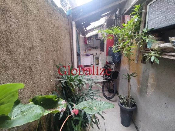 Imagem Lindo apartamento Térreo de 2 dormitórios com quintal externo privativo no bairro do Macuco em Santos (SP) por R$.320.000,00 !