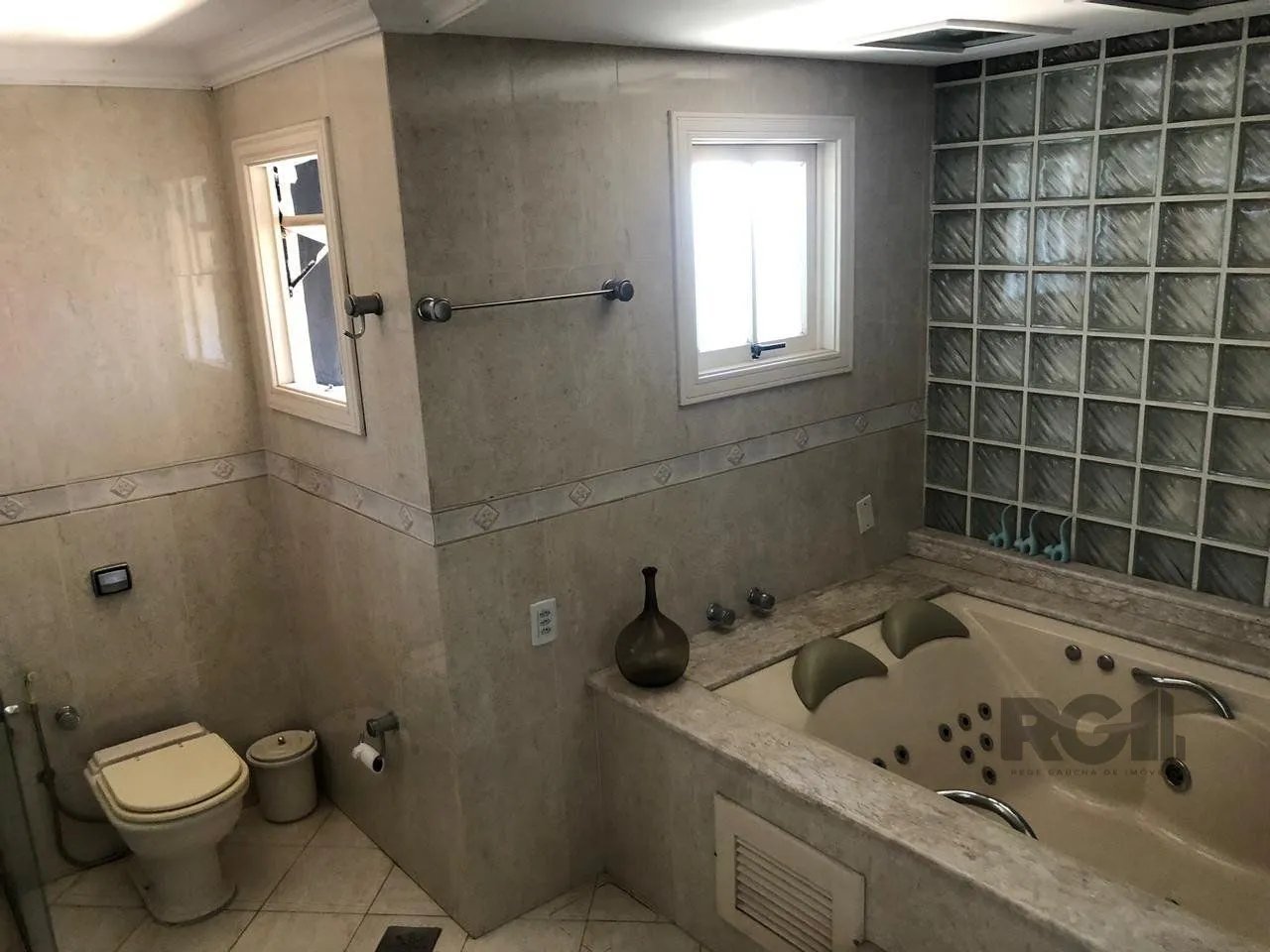 Imagem Casa em Condomínio 4 dormitórios à venda Lomba do Pinheiro Porto Alegre/RS