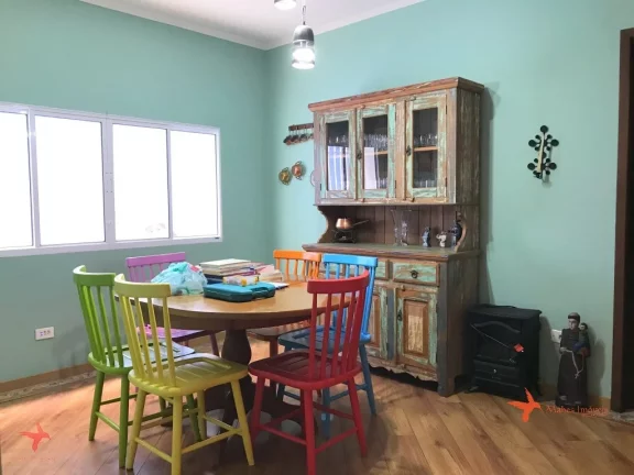 Imagem Casas à venda no Jabaquara, São Paulo-SP: 3 quartos, 1 suíte, 4 banheiros, 1 vaga de garagem e 173m² de área.