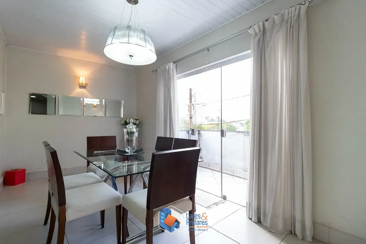 Imagem Casa para venda em Vila Monumento com 3 quartos, sendo 1 suíte, 220m²
