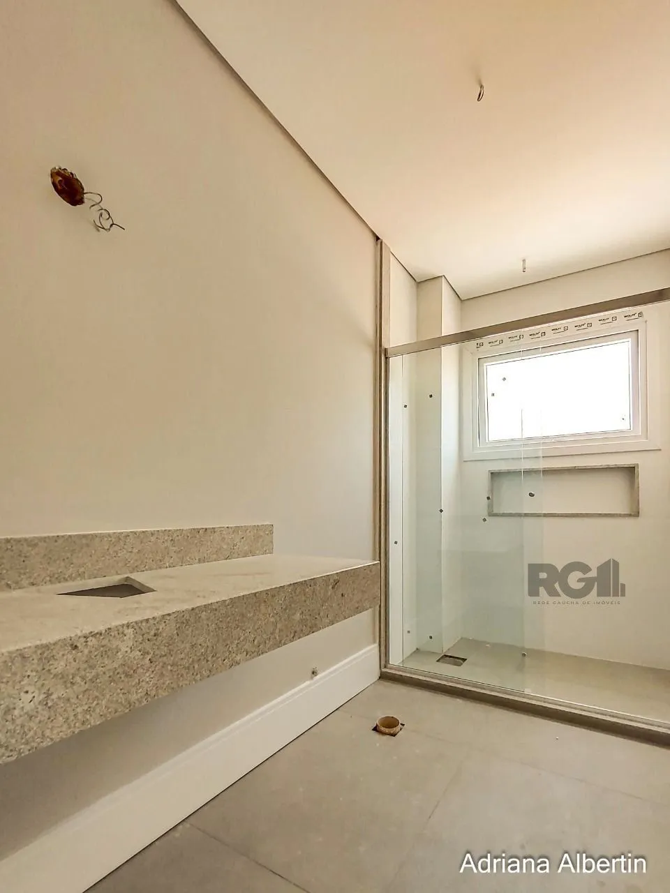 Imagem Casa com 303m² - 3 suítes - Alphaville Porto Alegre