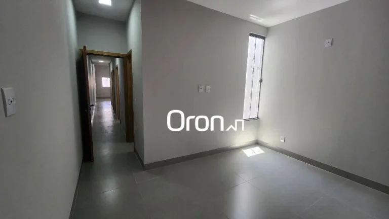 Imagem Casa com 3 dormitórios à venda, 110 m² por R$ 380.000,00 - Parque Industrial João Braz - Goiânia/GO
