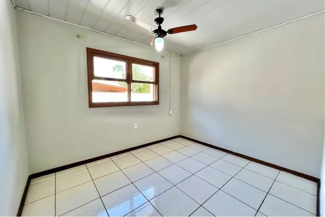 Imagem Casa para venda no bairro Igara em Canoas