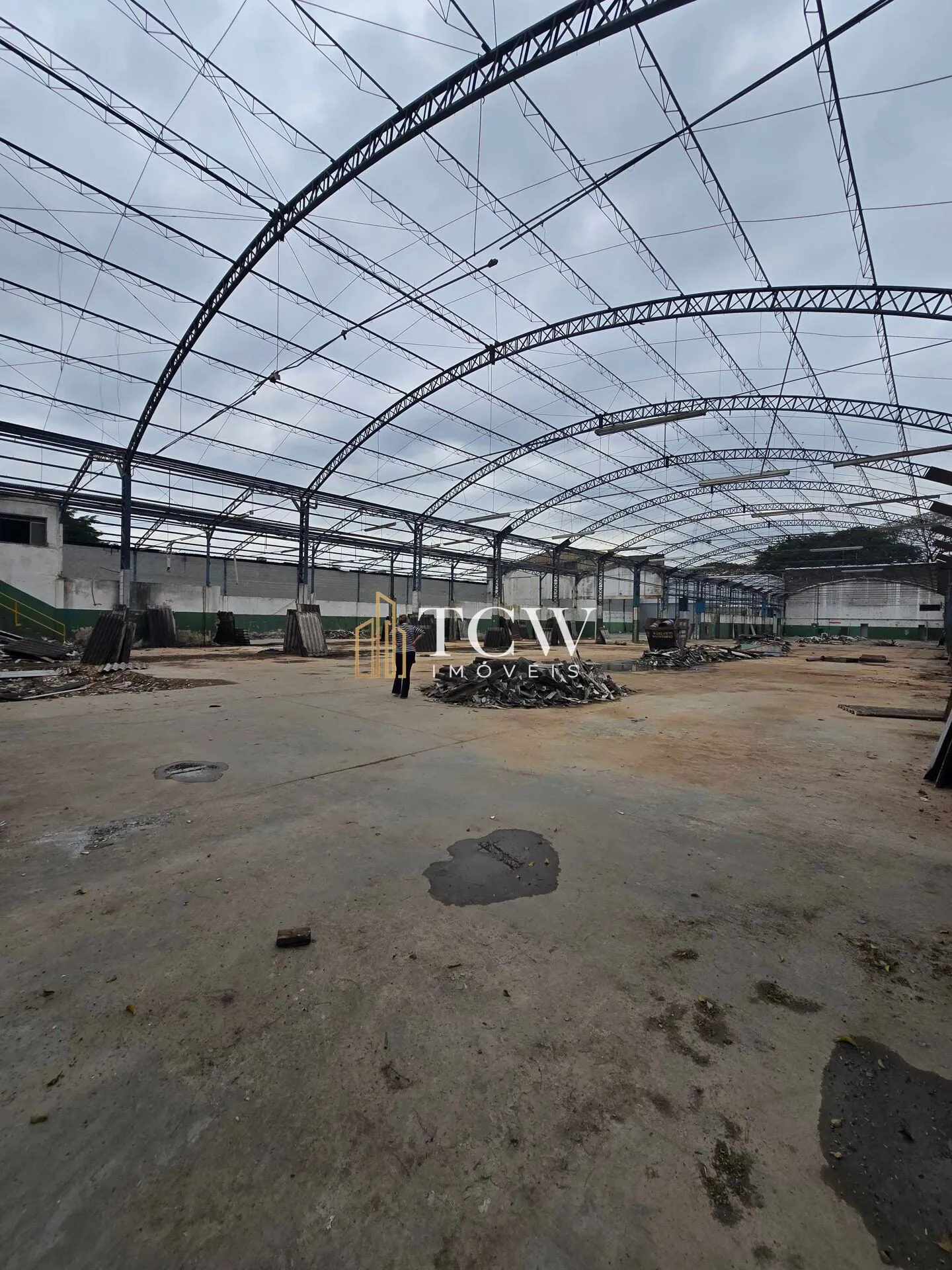 Foto do imóvel Galpão Logístico para Locação em Cumbica - Guarulhos/SP | 5.400 m² | Próximo à Rodovia Presidente Dutra