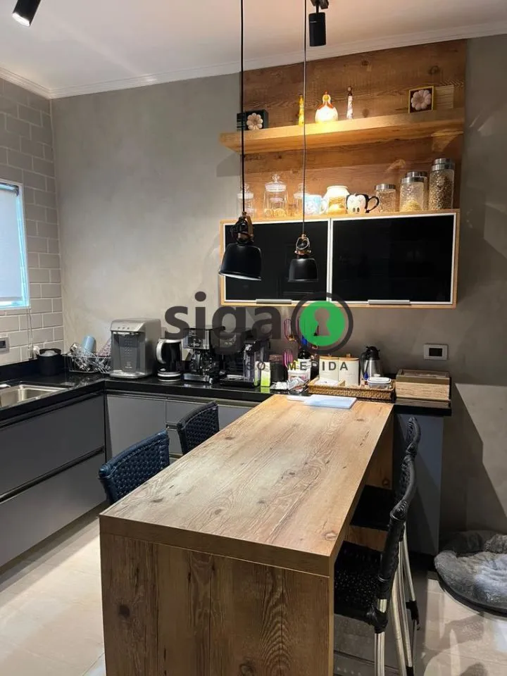 Imagem CASA DE CONDOMINIO Á VENDA NO MORUMBI COM 3 SUÍTES, 2 VAGAS!