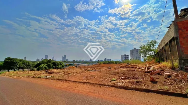 Imagem Área Comercial de 6.000 m² à venda na 402 Sul