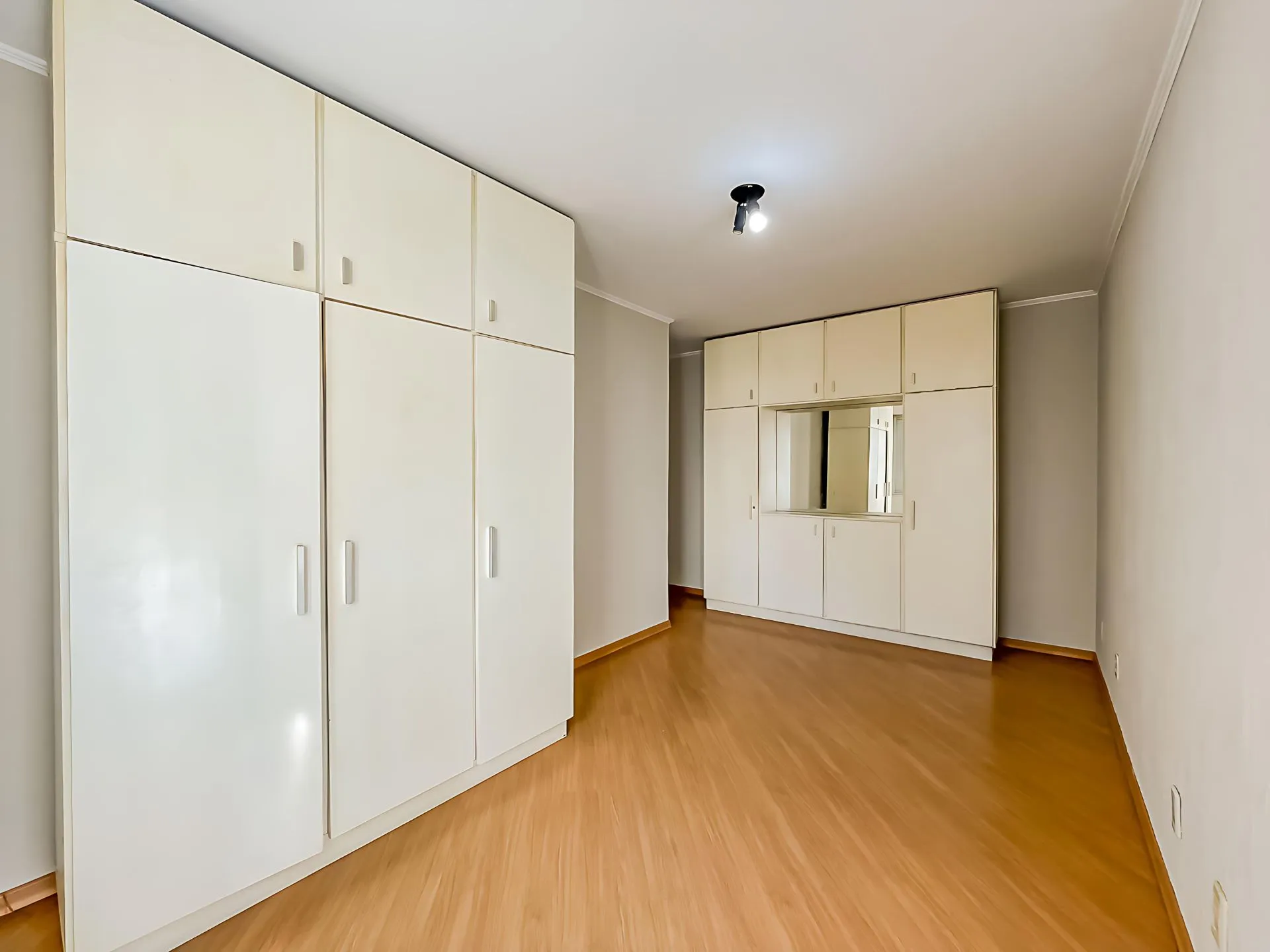 Imagem Apartamento à venda em Porto Alegre, Moinhos de Vento, com 3 quartos, 247.85m2