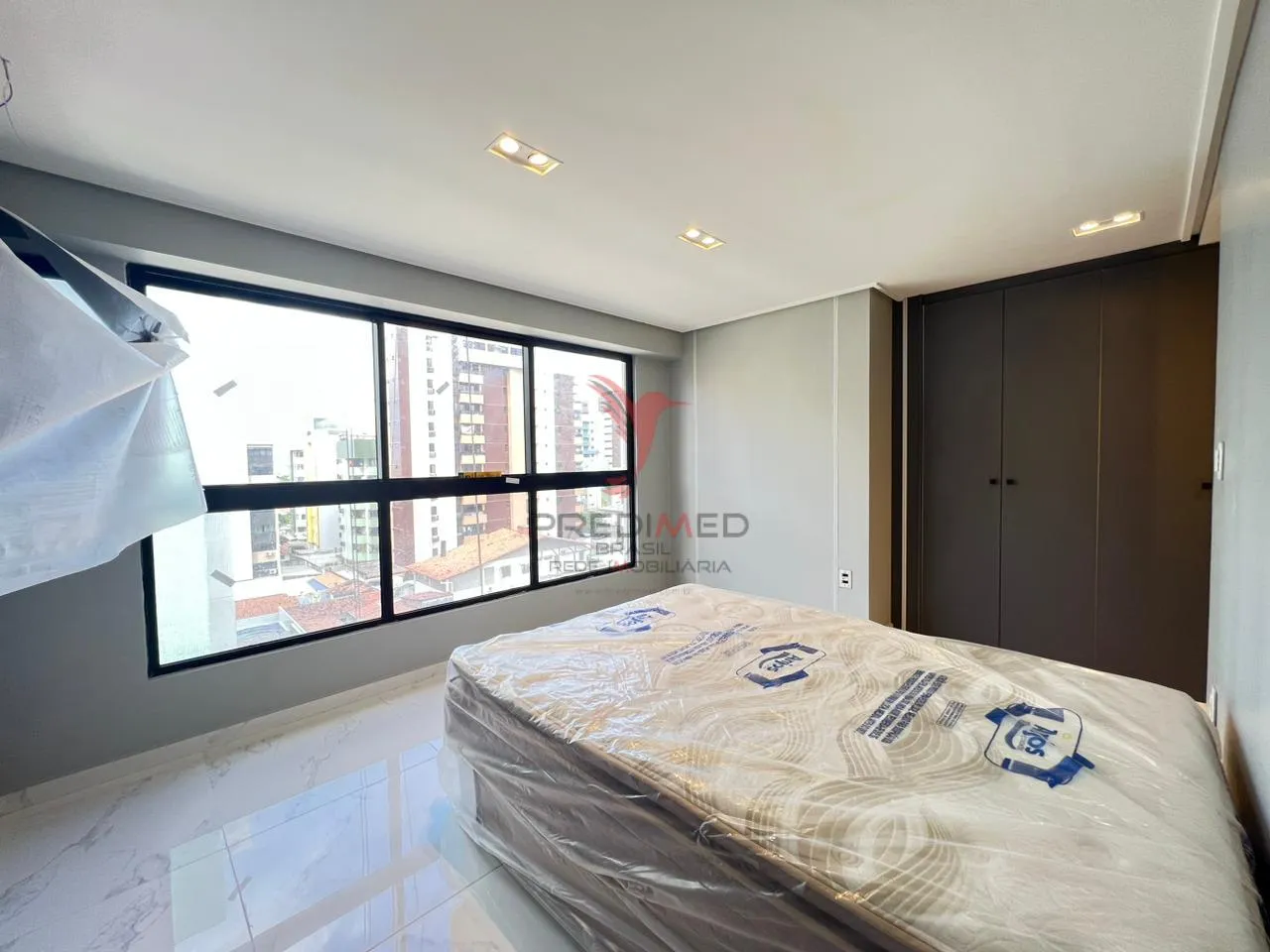 Imagem Apartamento de 2 Quartos,todo MOBILADO na praia de Tambau , João Pessoa