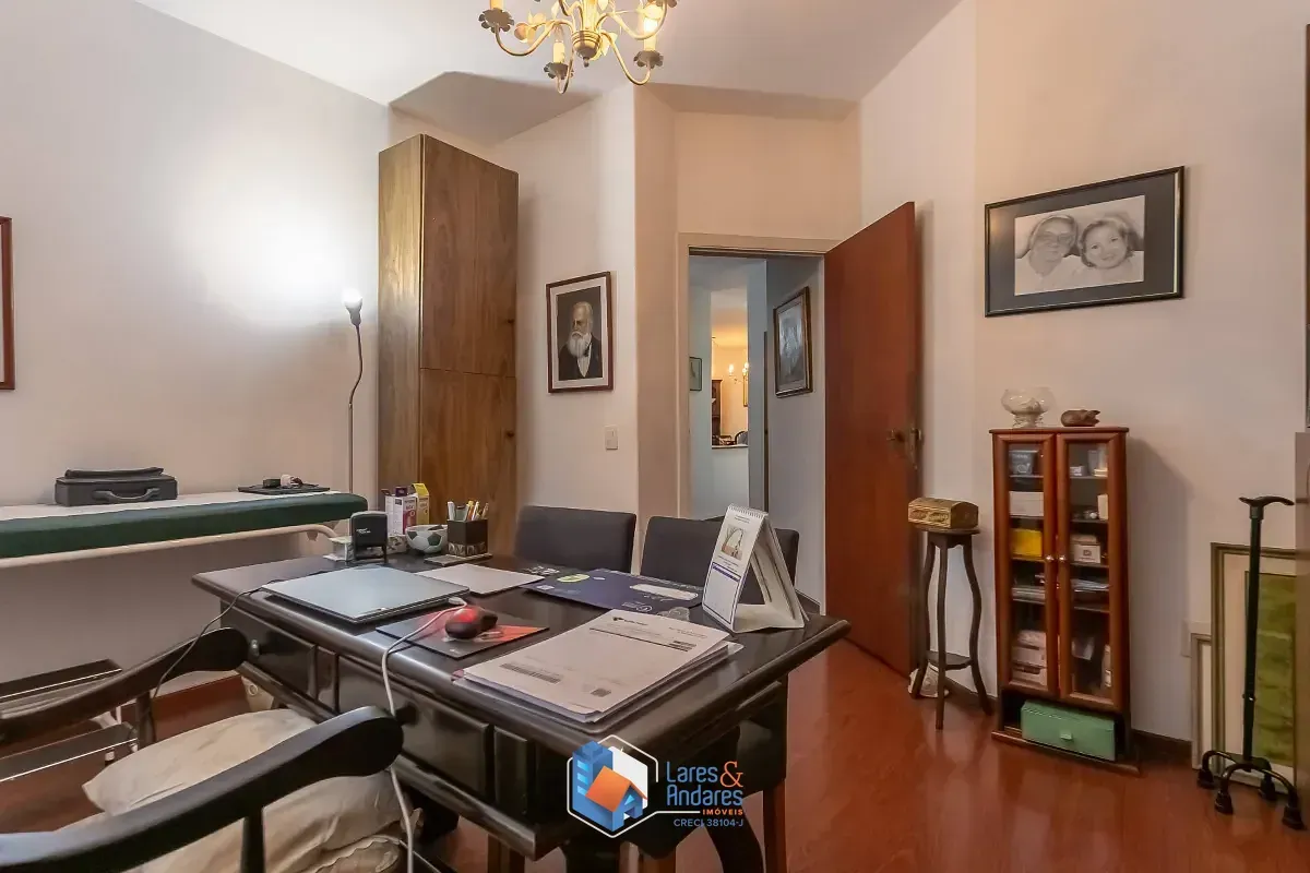 Imagem Casa para venda em Vila Cordeiro com 3 quartos, sendo 2 suítes, 194m²