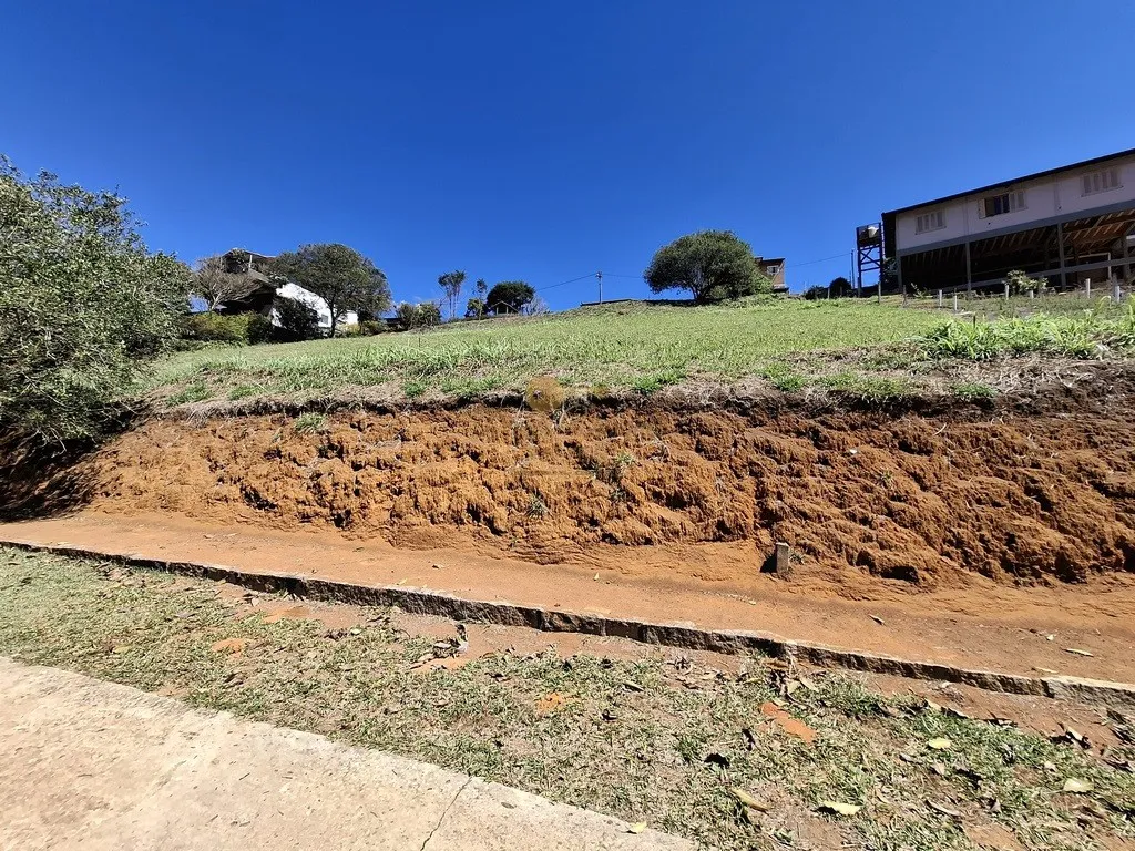 Imagem Terreno em Condomínio para Venda em Teresópolis / RJ no bairro Sebastiana