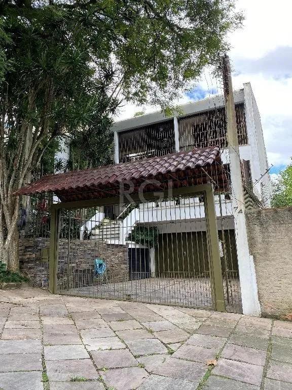 Imagem Casa com 3 dormitórios, 597 m² - Venda por R$ 1.399.000,00 - Cristal - Porto Alegre/RS