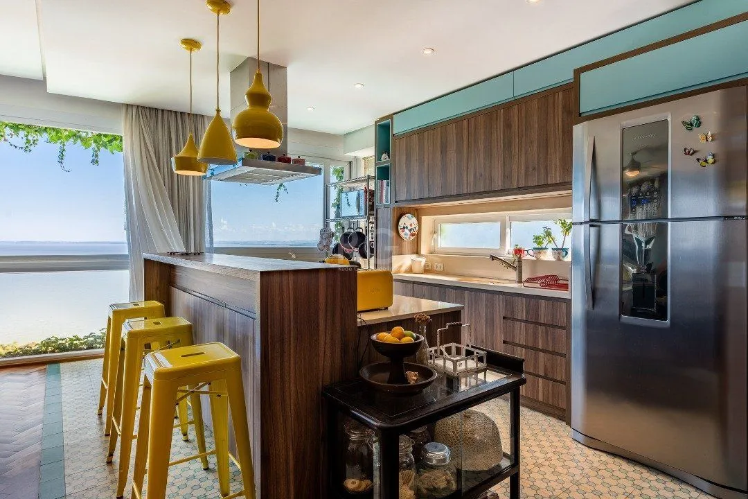 Imagem Casa para Venda - 300m², 3 dormitórios, sendo 3 suites, 2 vagas - Sétimo Céu