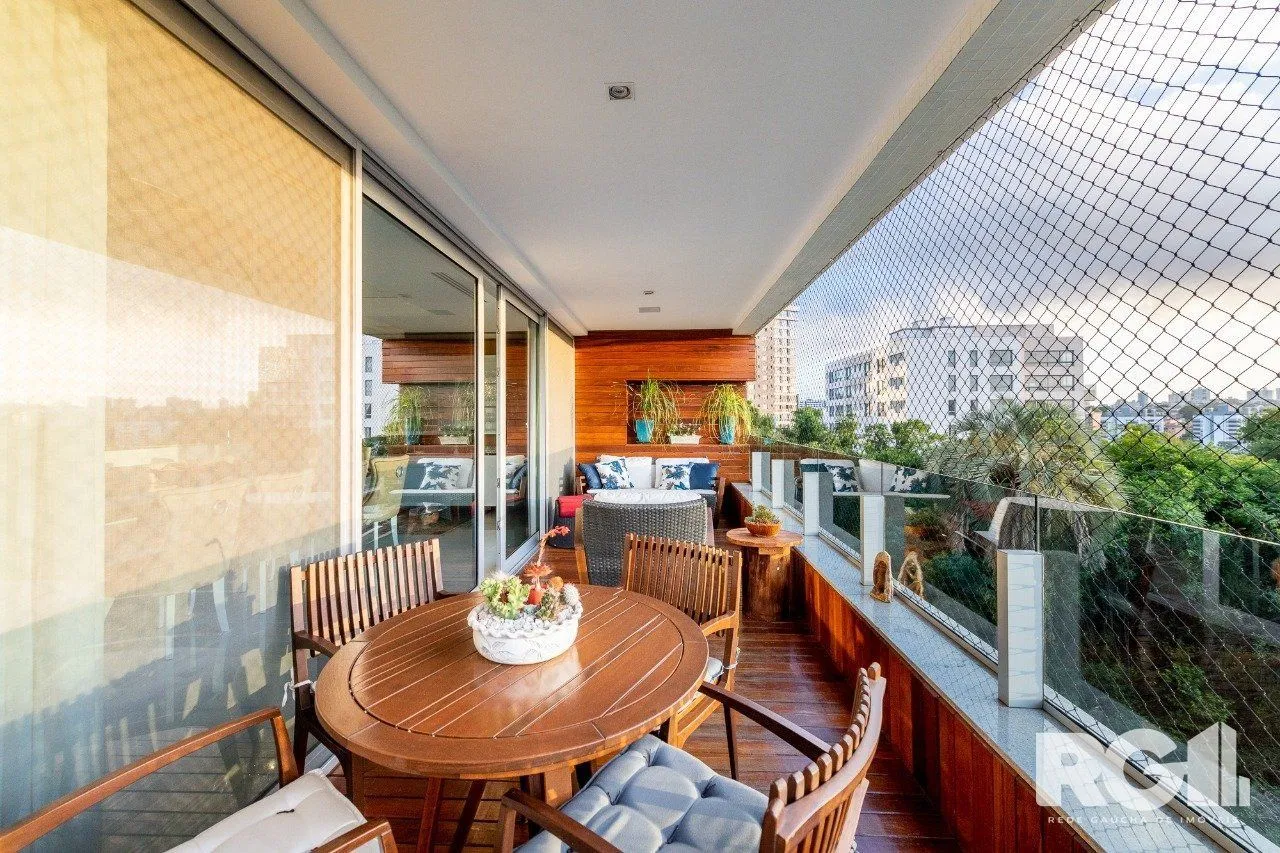 Imagem Luxuoso Apartamento no Mirador