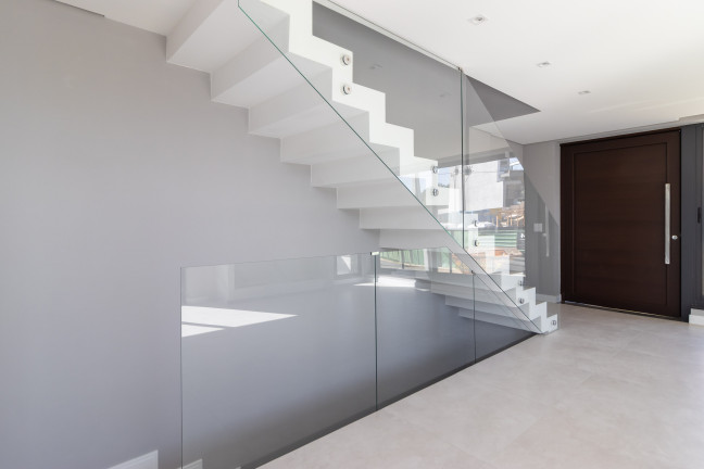 Imagem Sobrado com 3 Quartos à Venda, 300 m² em Santa Cândida - Curitiba