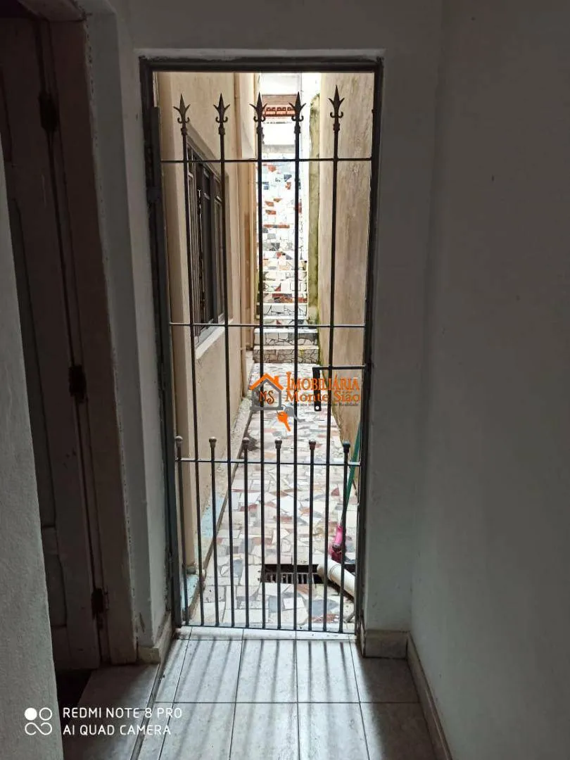 Imagem Sobrado com 5 dormitórios à venda, 125 m² por R$ 425.600,00 - Jardim Santa Paula - Guarulhos/SP