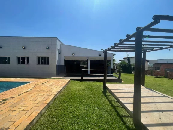 Imagem Casa de campo - Belíssima Chácara á venda em Boituva/SP, 1h20 da Capital