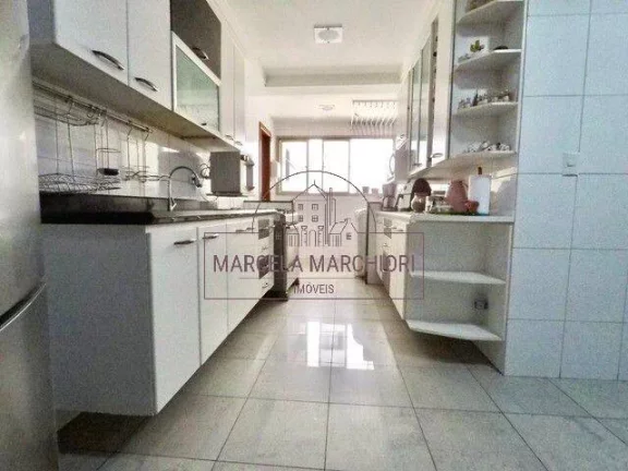 Imagem Apartamento 04 qtos, 02 suítes, com 218m², quadra do mar, Itapuã