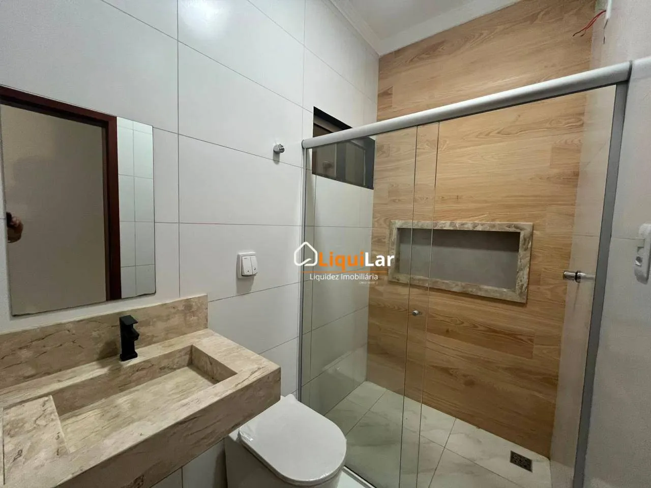 Imagem Casa Moderna com Pé Direito Duplo - Figueiras do Parque (Região São Conrado)