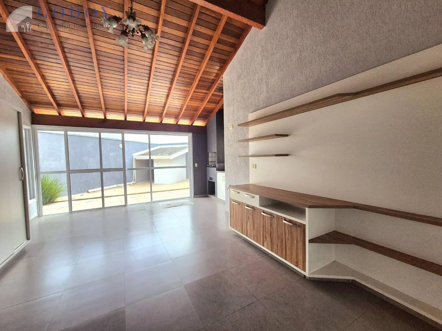 Imagem Casa Térrea no Cond. Splendore - Excelente Localização ao Lado Shopping