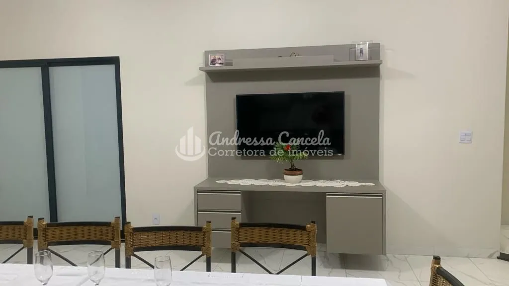 Imagem Casa com 3 dormitórios à venda, 275 m² por R$ 1.200.000,00 - Parque São Miguel - São José do Rio Preto/SP