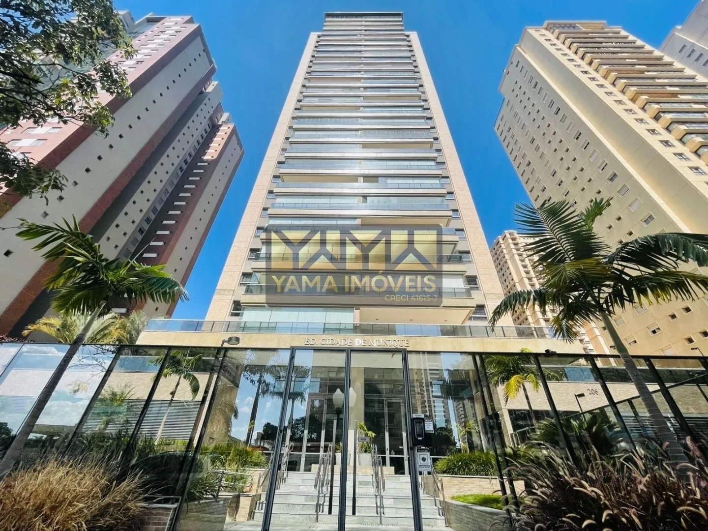 Foto do imóvel Cidade de Munique - Cobertura Cidade de Munique - Morro Mirante do Ipê - 638 m² - 5 suítes - R$ 4.250.000,00 em Rua Doutor Rubem Aloysio Monteiro Moreira