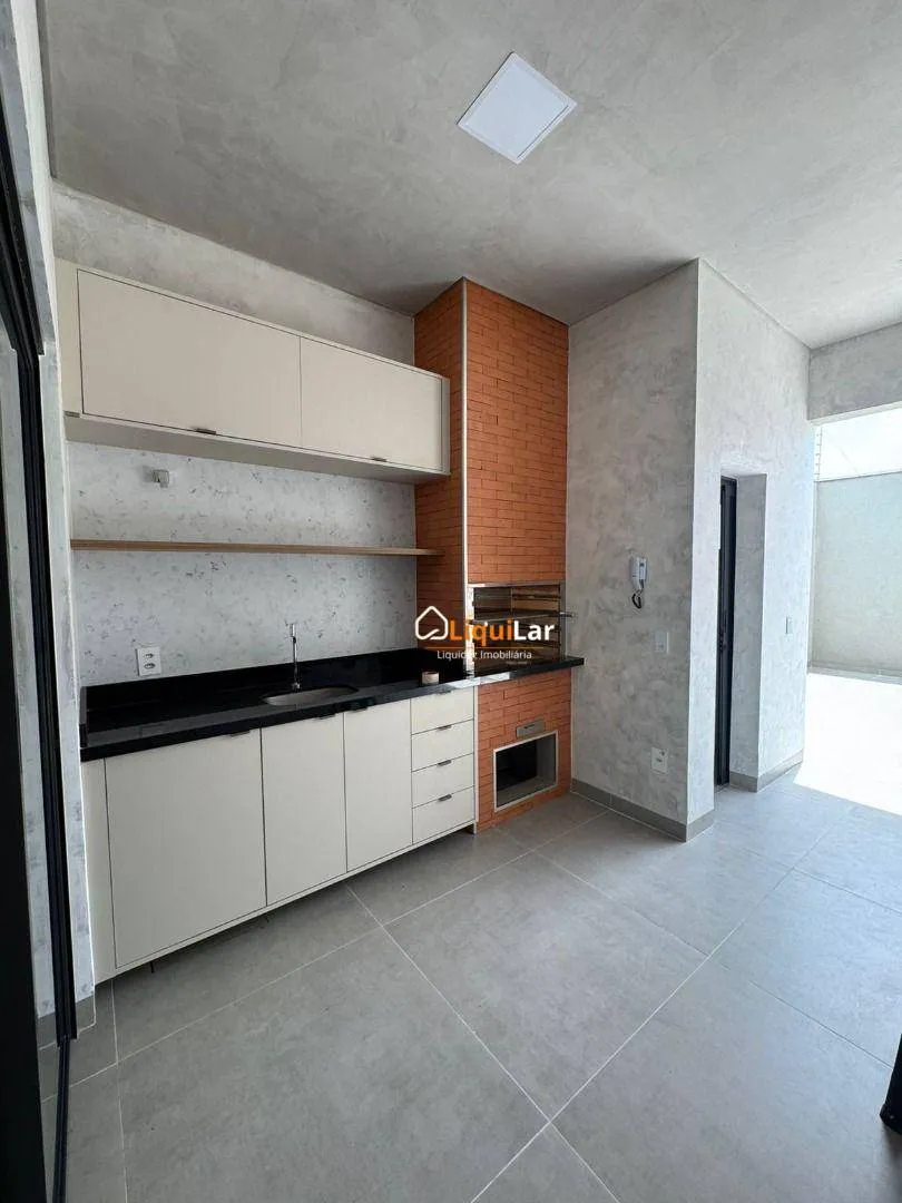 Imagem Casa Moderna com Spa Privativo