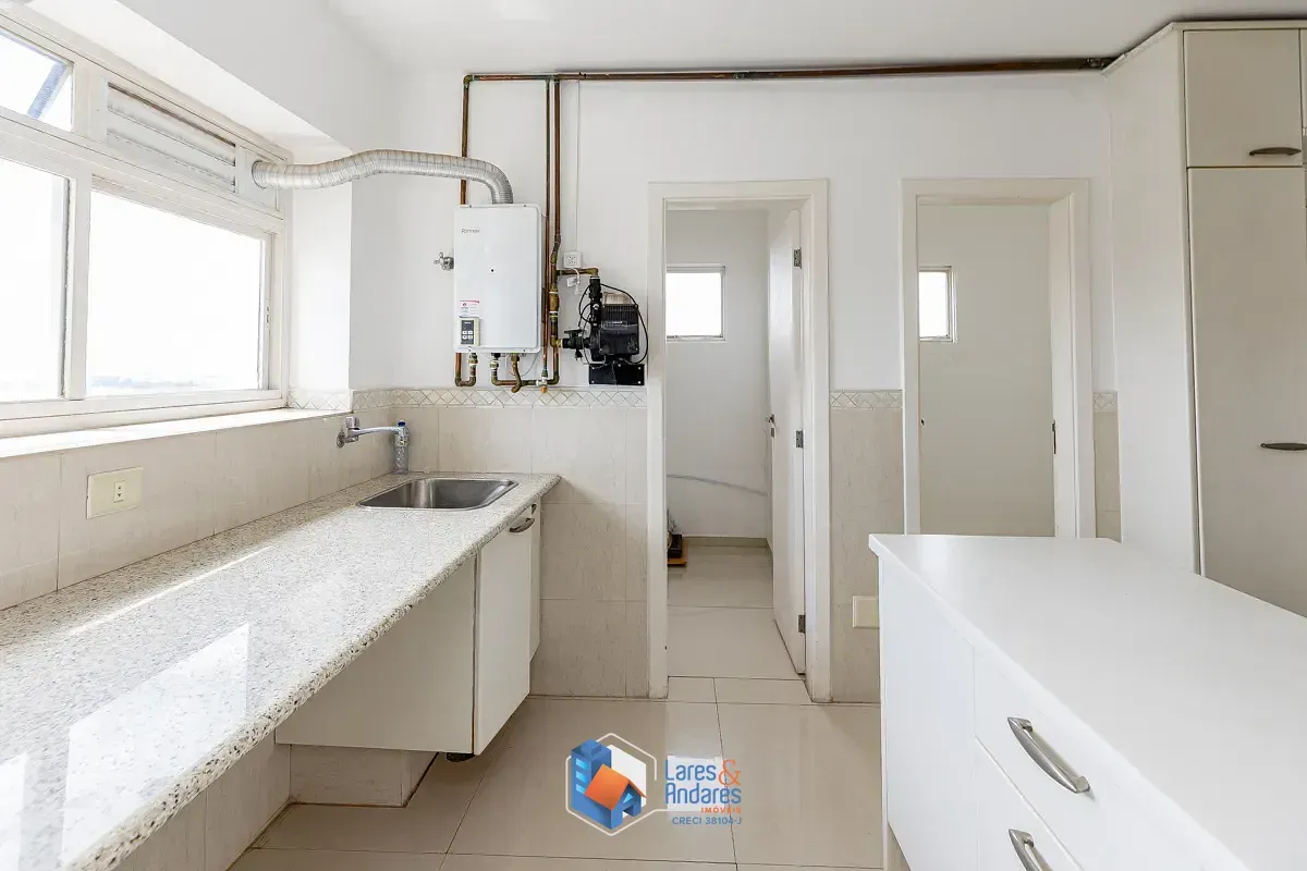 Imagem Triplex para venda em Vila Suzana com 4 quartos, sendo 4 suítes, 347m²
