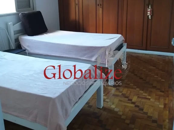 Imagem Casa à venda com 200m², 4 quartos, sala 3 ambientes, 3 vagas por R$1.280.000,00 no Boqueirão em Santos
