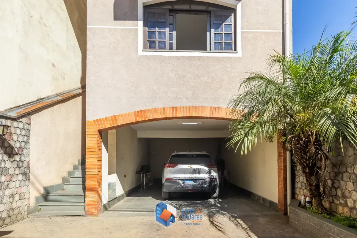 Foto do imóvel Sobrado para venda em Jardim Vivan com 3 quartos, sendo 1 suíte, 225m² em Rua Tomás Ribeiro Colaço