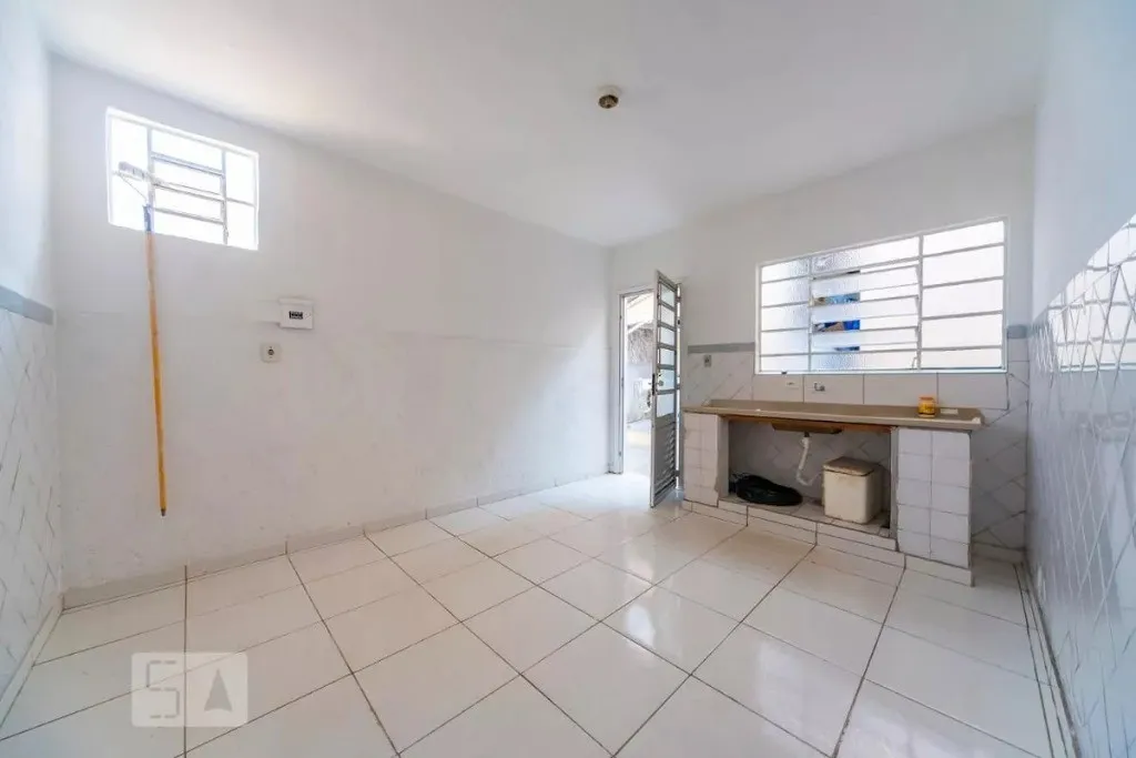 Imagem Casa para locação na Vila Bela Vista: 1 quarto, 1 banheiro, 1 vaga de garagem - Santo André-SP