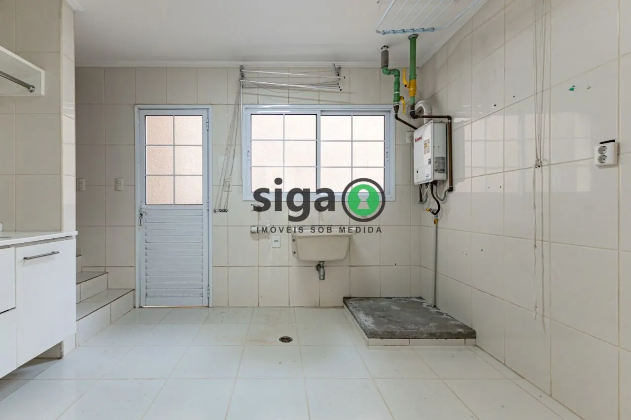 Imagem Casa em Condomínio Residencial das Acácias á Venda - 568m², 6 quartos, 4 vagas