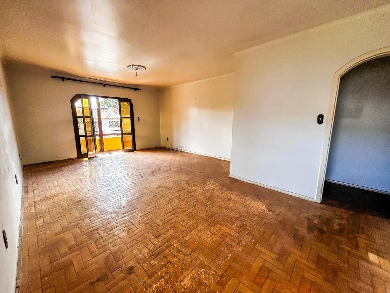 Imagem Casa de 3 Quartos, 1 suíte, garagem fechada, churrasqueira, na Cavalhada Poa/RS
