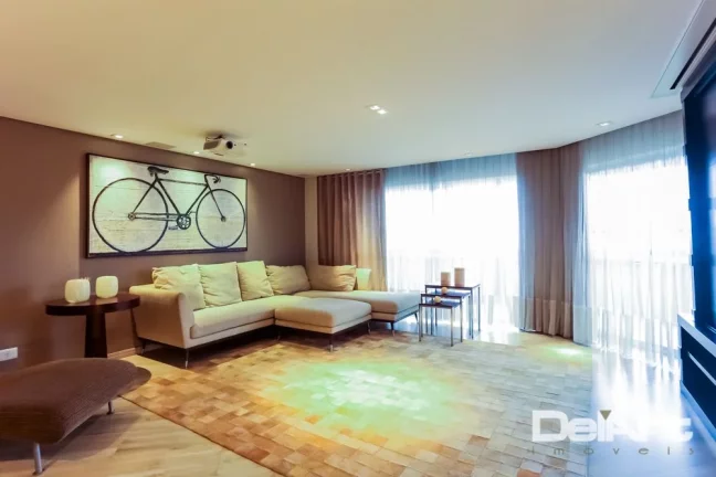 Imagem Apartamento em frente do Clube Curitibano - com 4 dormitórios à venda, 247 m² por R$ 1.890.000 - Água Verde - Curitiba/PR