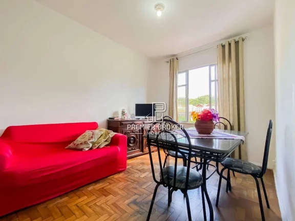 Foto do imóvel Apartamento à venda, 49 m² por R$ 260.000,00 - Alto - Teresópolis/RJ
