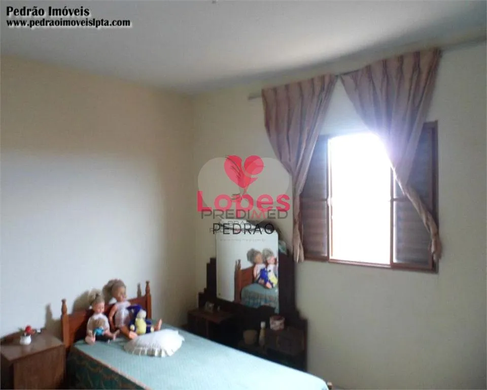 Imagem Casa de 3 quartos, 250m² no bairro Jardim Monte Azul, em Lençóis Paulista