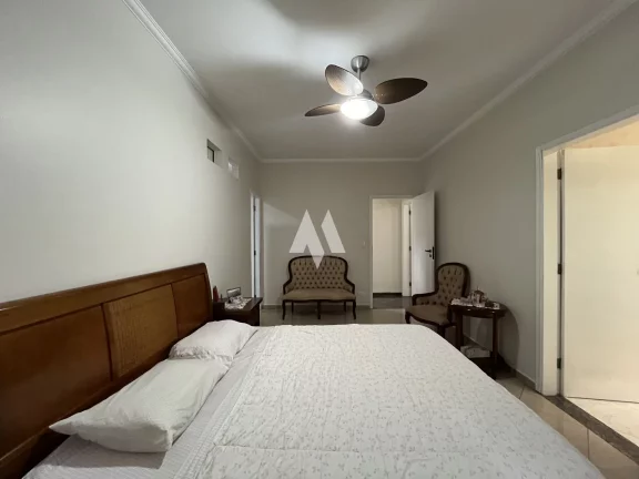 Imagem Casa á venda na Ponta da Praia em Santos
