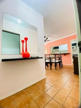 Imagem Uma (01) quadra do mar e próximo da Praça Flávio Boianovski. Apartamento 100% Mobiliado, com 02 d...