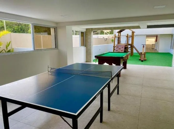 Imagem Apartamento mobiliado em Cabo Branco, 2 quartos sendo 1 suíte, lazer completo, piscina com vista e localização estratégica em João Pessoa.