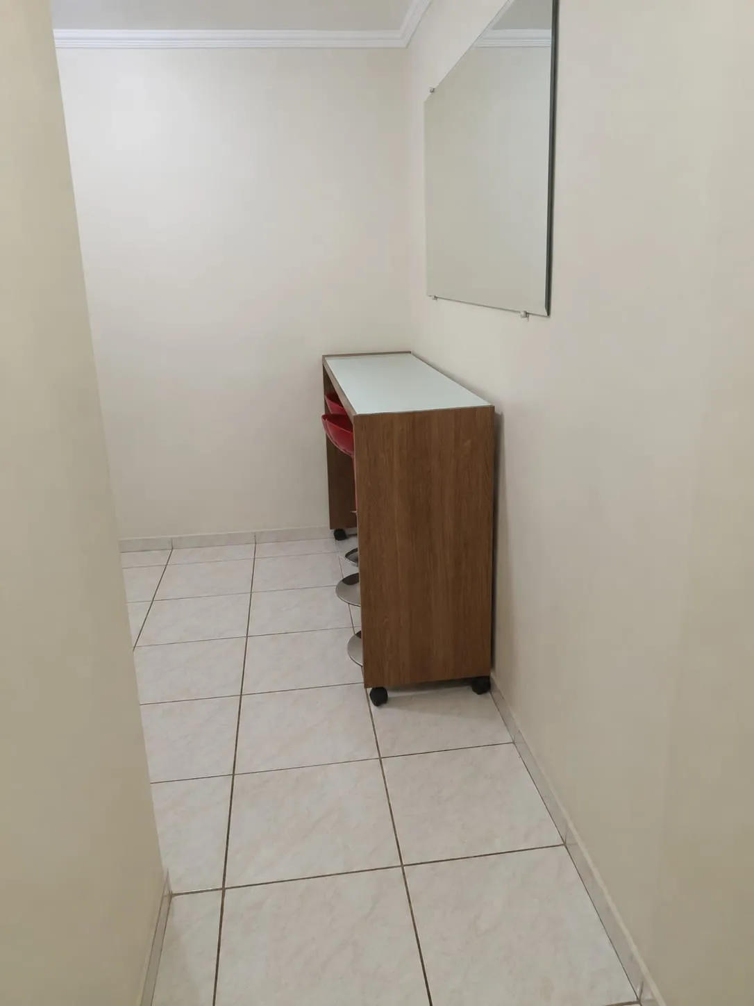 Imagem VENDO LINDO APARTAMENTO NO BAIRRO JARDIM PIRAJUSSARA!