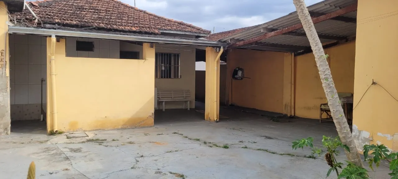 Imagem Casa à venda 3 Quartos, 1 Suite, 1 Vaga, 295M², Alto do Tabaú, Pindamonhangaba - SP