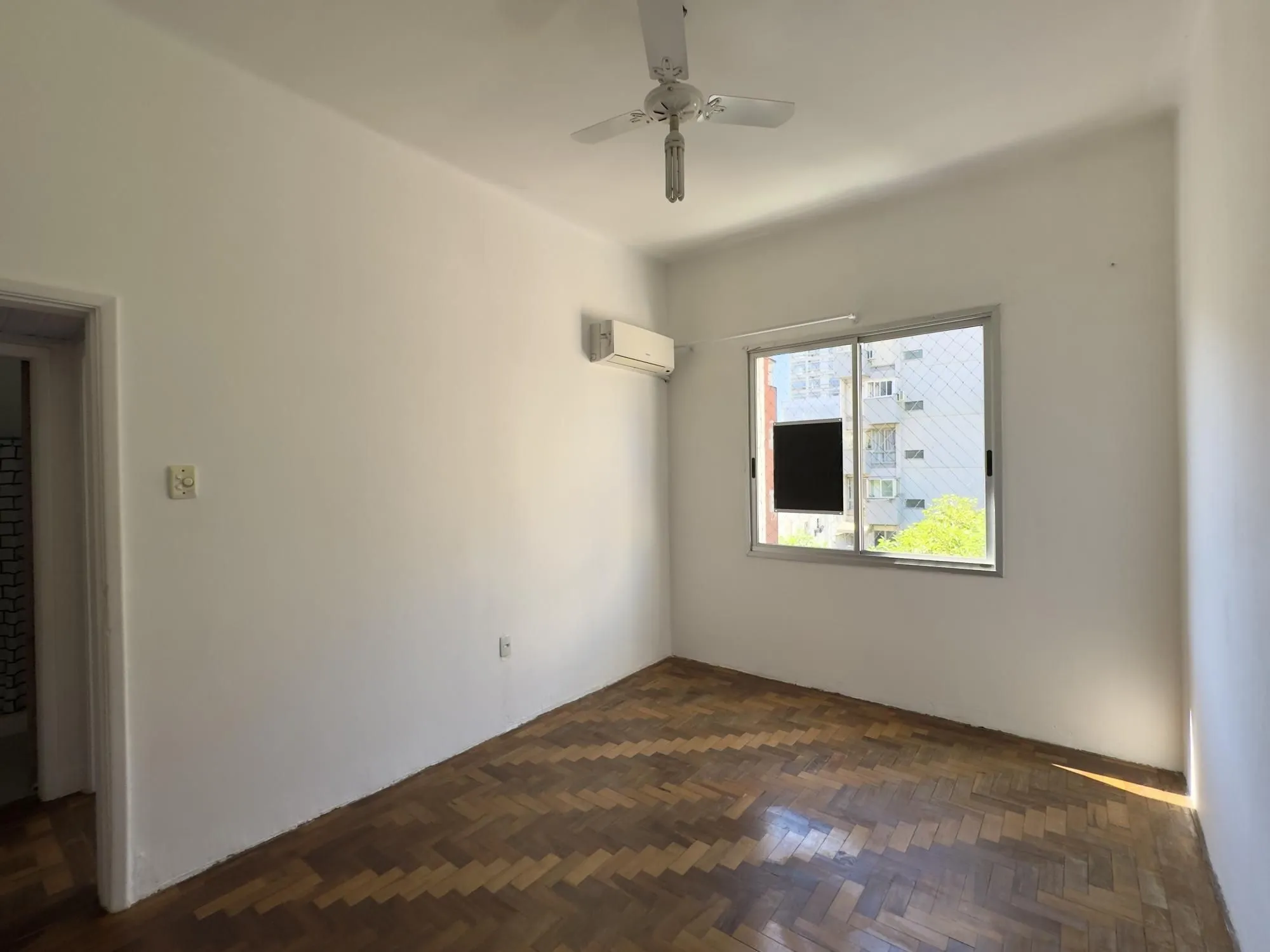 Imagem Apartamento 2 dormitórios super silencioso no Centro Histórico