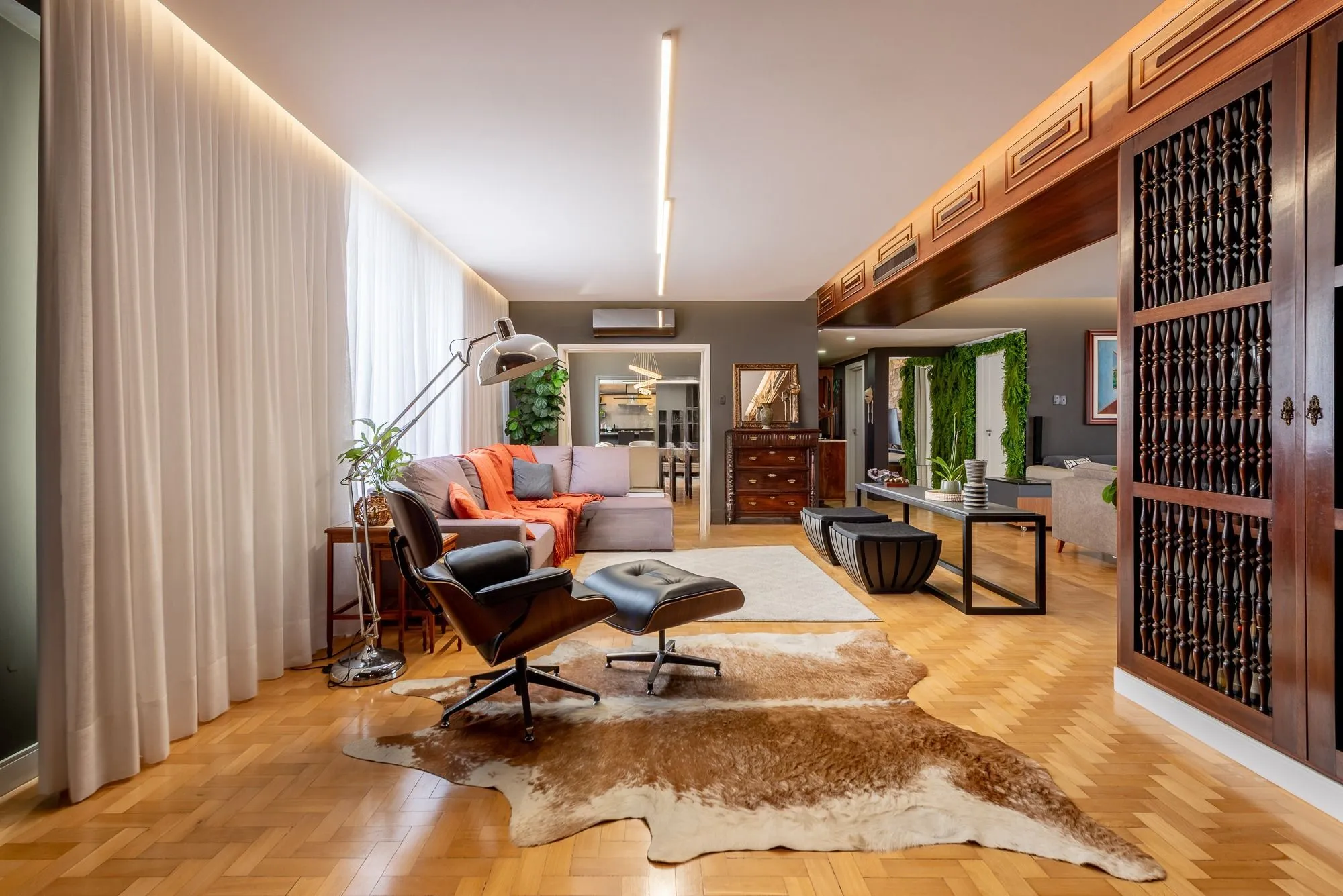 Imagem Apartamento com 295m² e 3 dormitórios, 1 suíte, 2 vagas individuais, no bairro Independência