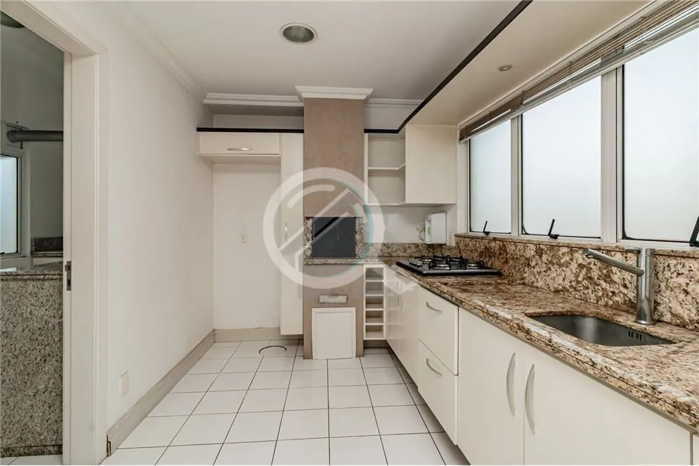 Imagem Encantador Apartamento à Venda no Último Andar com 2 dormitórios e 2 Vagas de Garagem Separadas D...