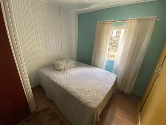 Imagem Casa para Venda em Concórdia, Industriários, 2 dormitórios, 1 banheiro, 2 vagas
