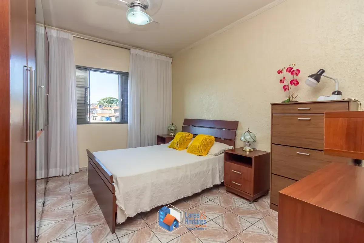 Imagem Sobrado para venda em Chácara São João com 3 quartos, sendo 1 suíte, 150m²