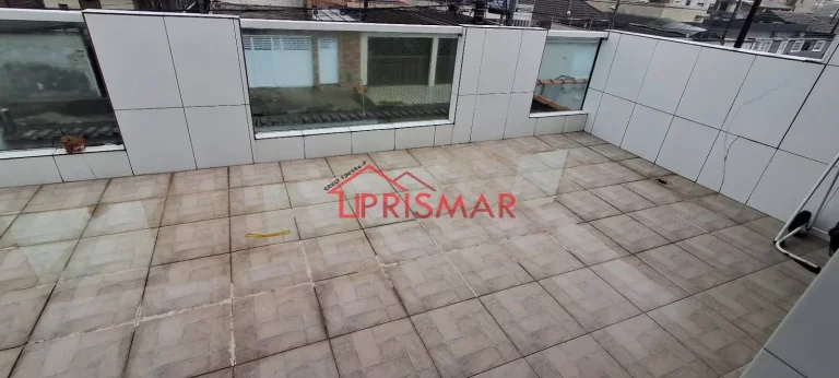 Imagem Ótima Sobreposta alta na vila São Jorge, Santos.